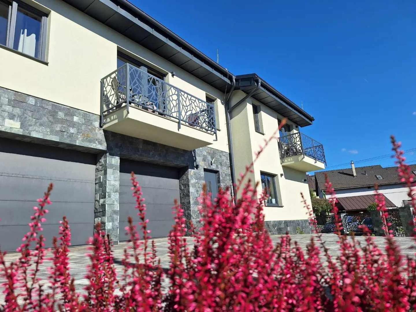 Apartmany Zaky ヴルボフ エクステリア 写真